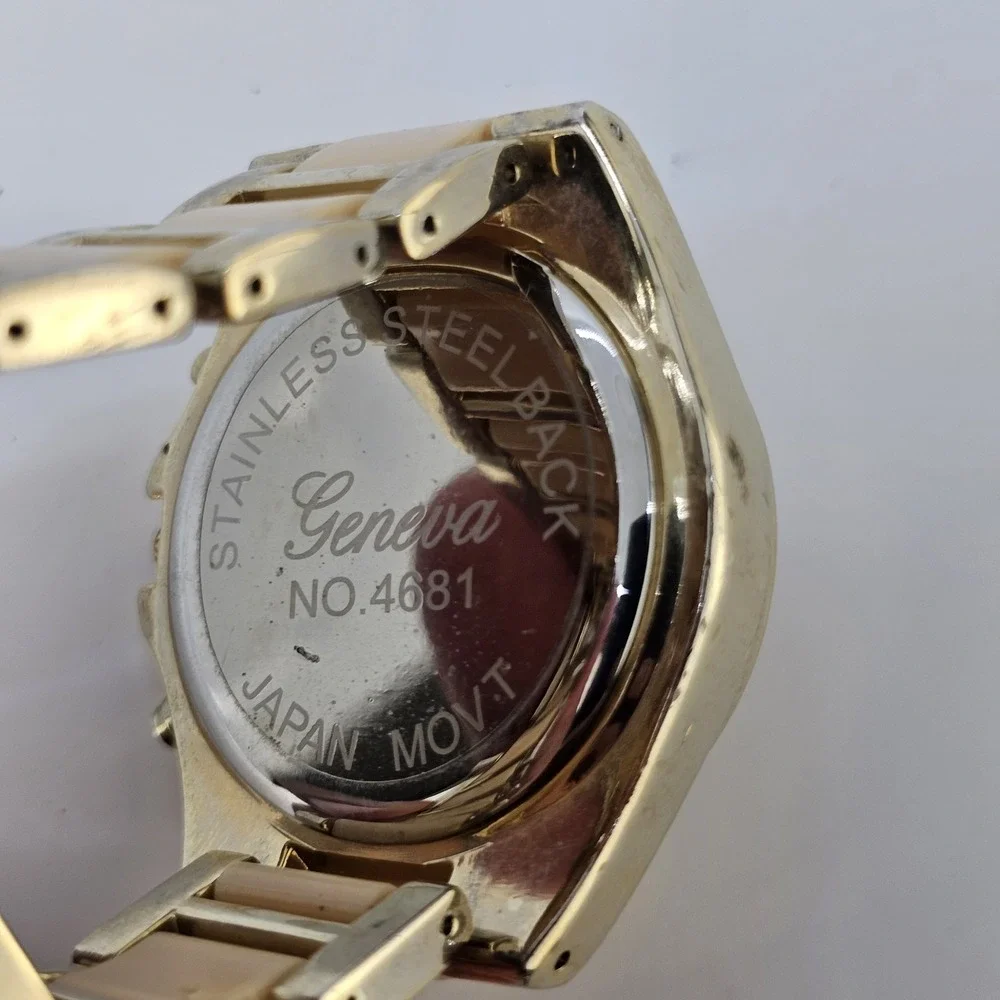 Women's Analog Watch 42MM Cream Dial Two Tone Metal Bands 5.75